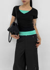 Colfer Deep V-neck Semi-crop Short Sleeve Tee