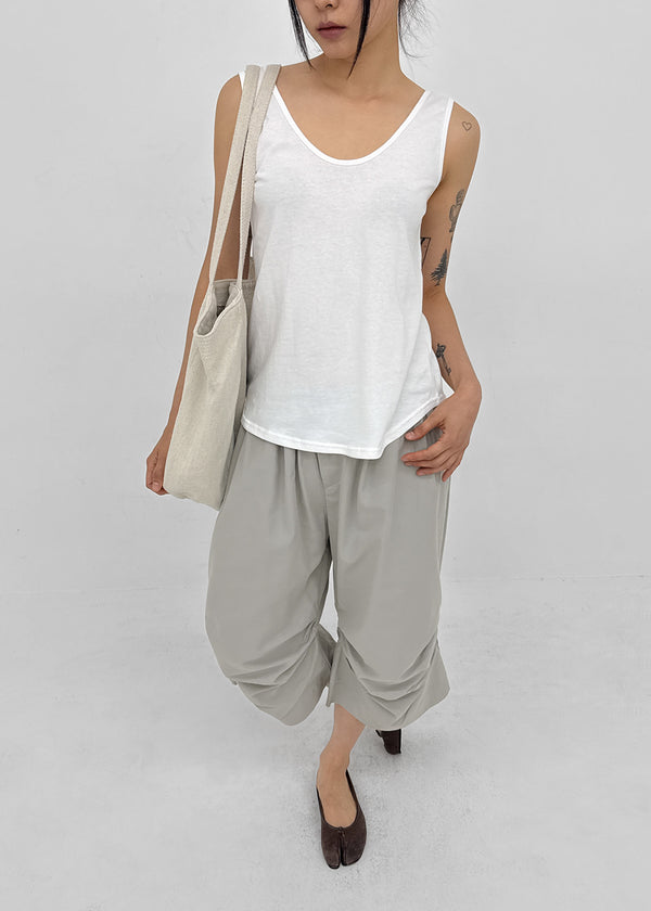Mikas Loose Fit U-neck Sleeveless