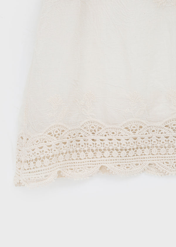 Janr Lace Sleeveless Blouse