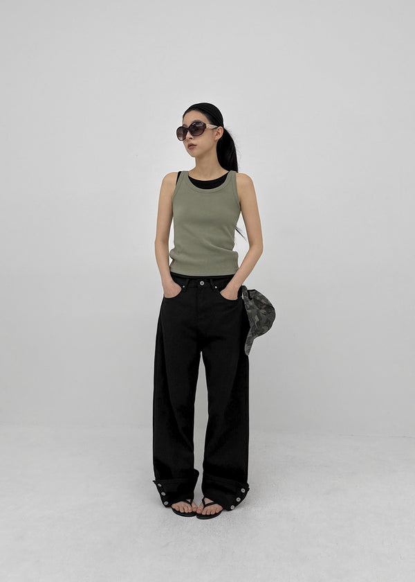 [MADE] Plio U-Neck Ribbed Sleeveless Top