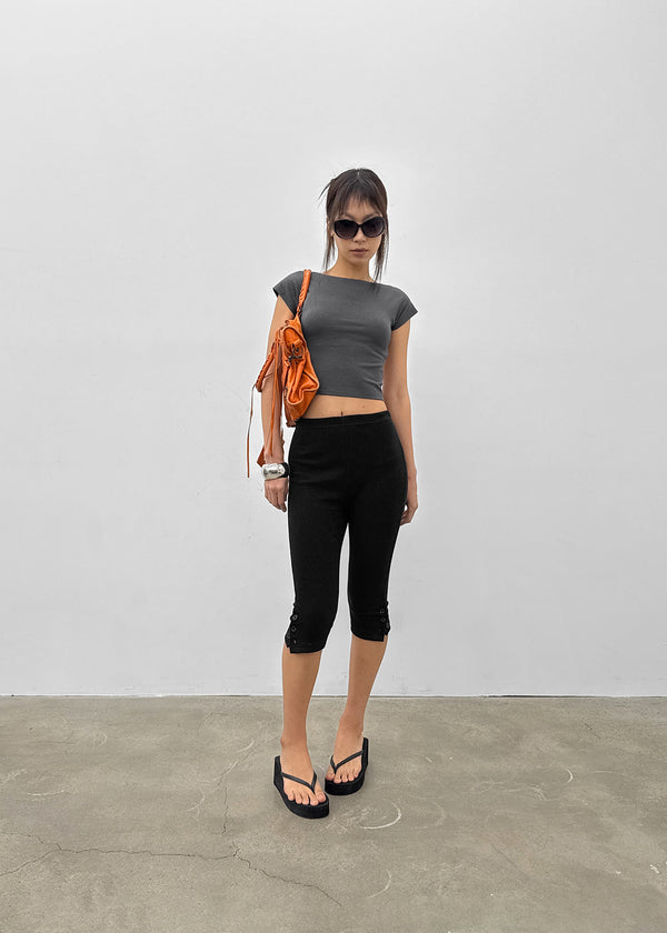Gongia Button Capri Pants