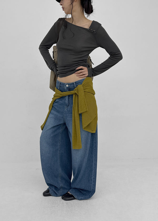 [MADE] Kotel Asymmetric Shirring Long Sleeve Top