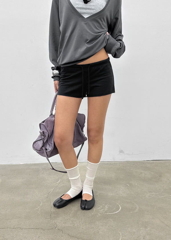 [MADE] Kizmo Low Waist Cut-Off Shorts