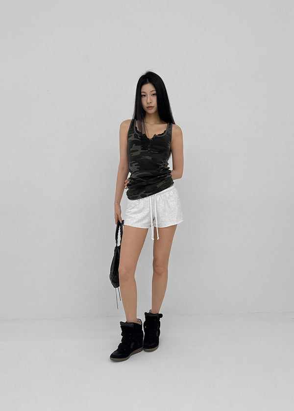[MADE] Hezri Camo Henley Sleeveless Top