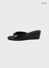 Tuels Middle Wedge Heels