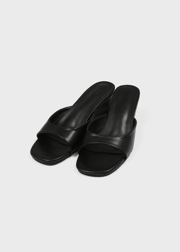 Tuels Middle Wedge Heels