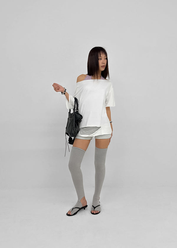 [MADE] Titsti Cut-Out Off-Shoulder Short Sleeve Top