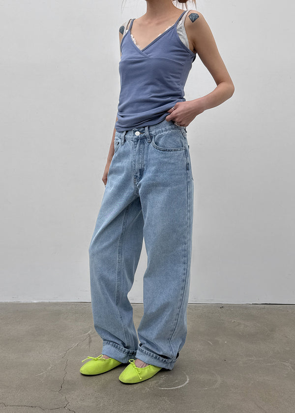 Keltu Straight Denim Pants