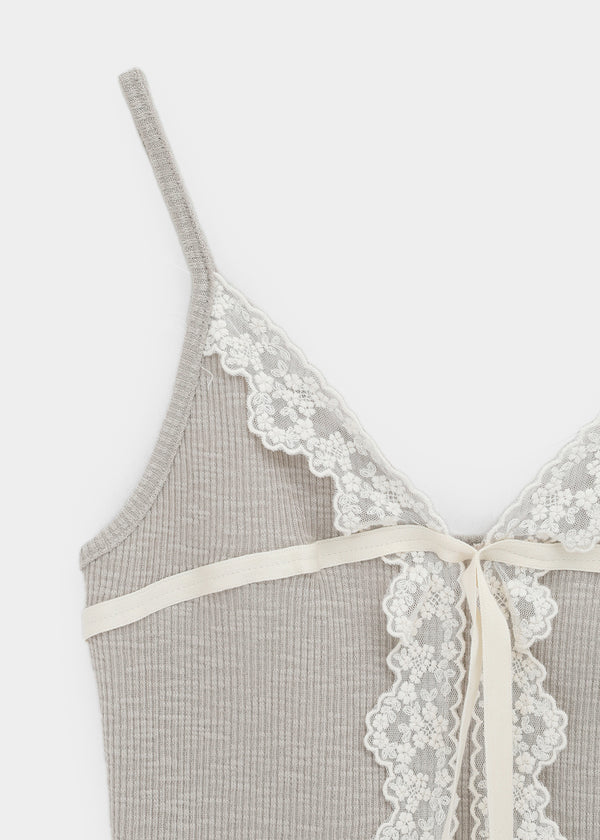 Shoekring Lace Sleeveless