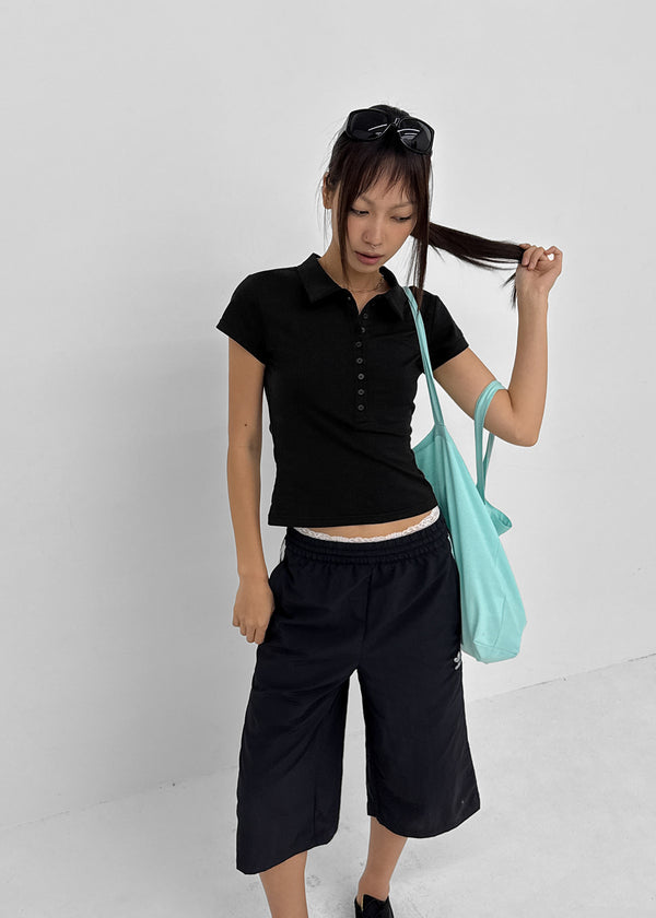 [MADE] Meludi Collar Short Sleeve Top
