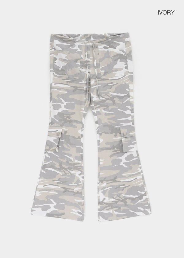 Relting Camo Low-waist Bootcut Pants