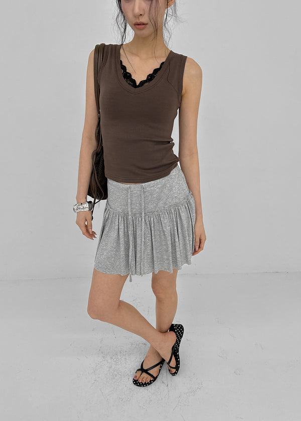[MADE] Quroti V-Neck Sleeveless Top (Built-in Cap)