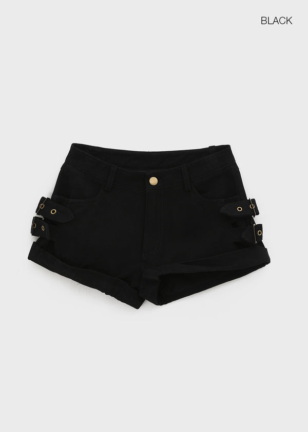 Digma Buckle Roll-up Shorts
