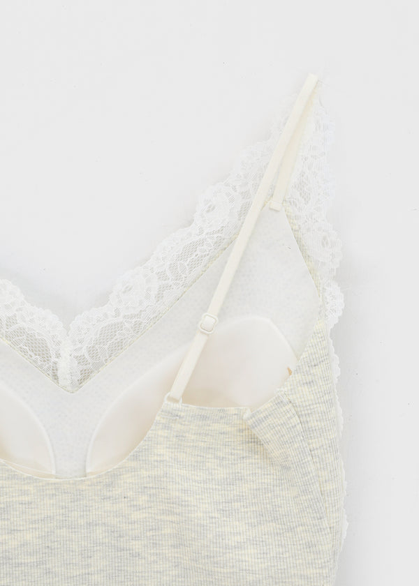 Diet V-neck Lace Sleeveless (Built-in Cap)
