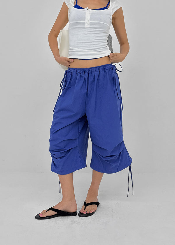 Derio Cropped Capri Pants
