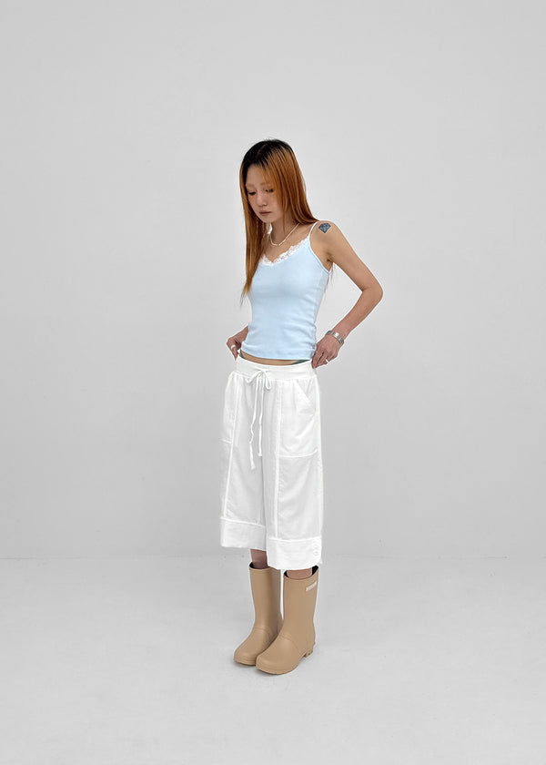 Gellet Nylon Button Capri Pants