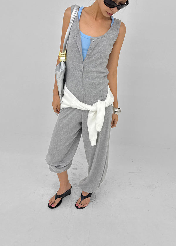 Nilens Sleeveless Jumpsuit