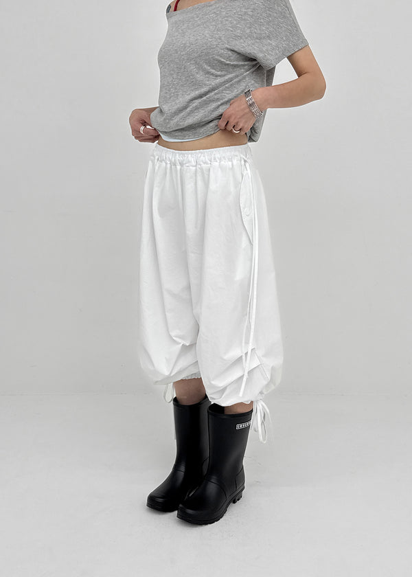 Derio Cropped Capri Pants