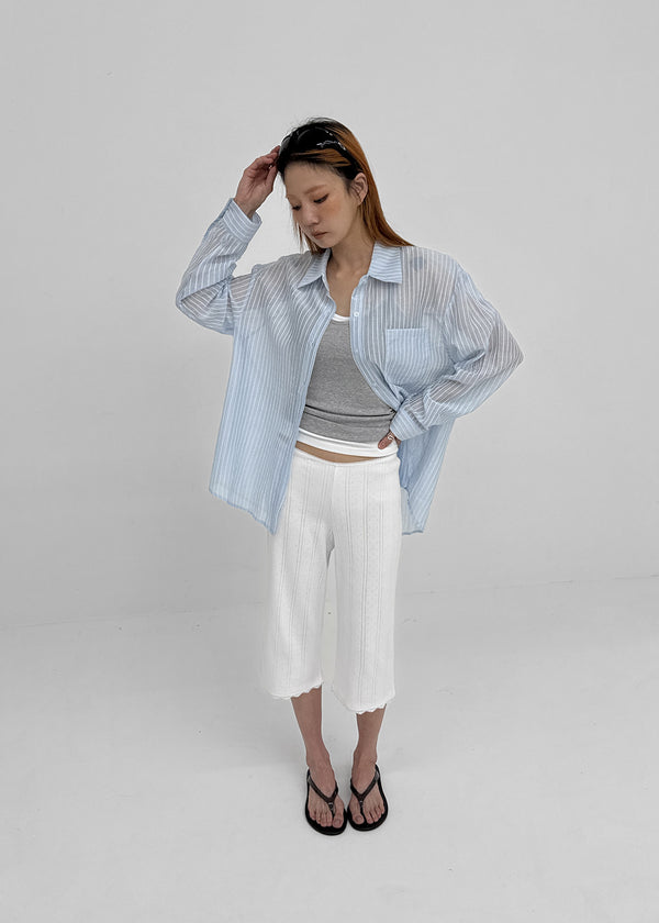 Combing Lace Punching Capri Pants