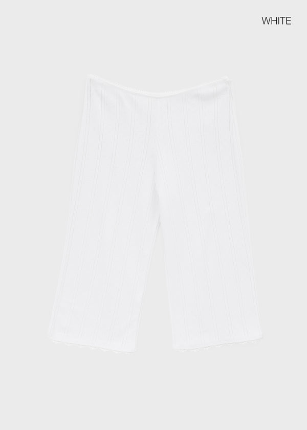 Combing Lace Punching Capri Pants