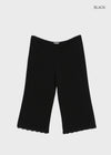 Combing Lace Punching Capri Pants