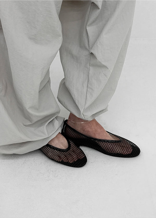 Letting Mesh Flat Shoes