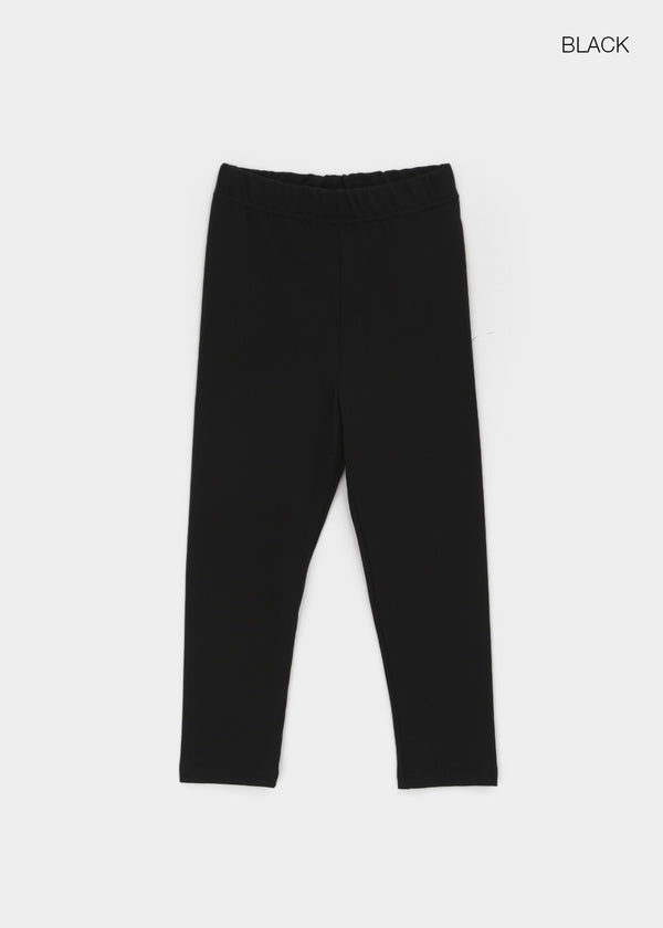 Defeat Capri Leggings