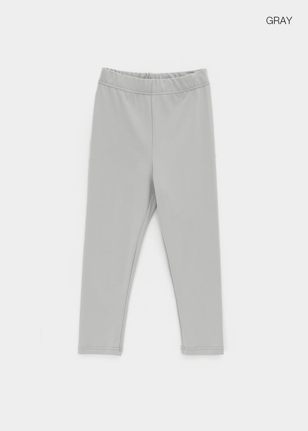 Defeat Capri Leggings
