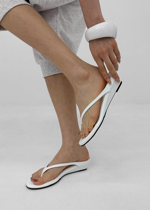 Lungs Low Wedge Heel Flip-flops