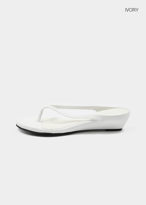 Lungs Low Wedge Heel Flip-flops