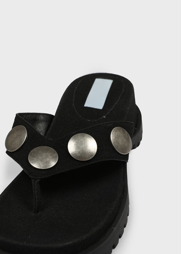 P-form Platform Stud Flip-flops