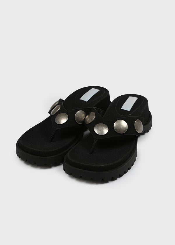 P-form Platform Stud Flip-flops