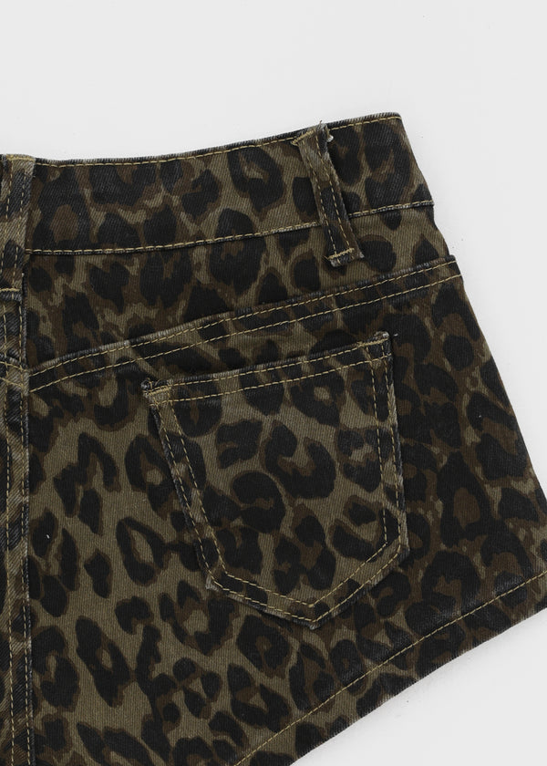 Komsha Leopard Shorts