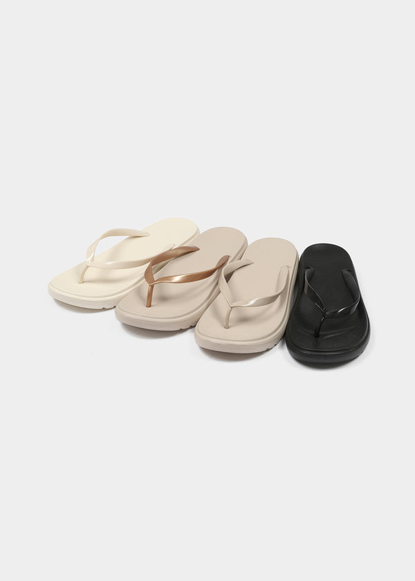 D-piece Flip-flops