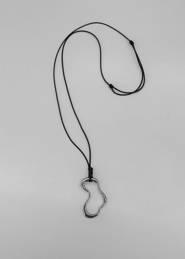 Salon View Drop Silver Pendant Necklace