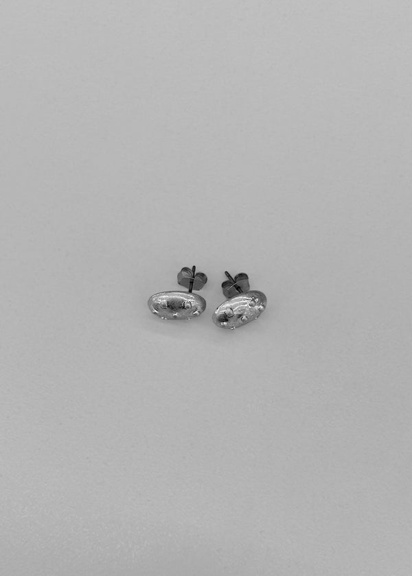 Vitoni Silver Bold Earrings