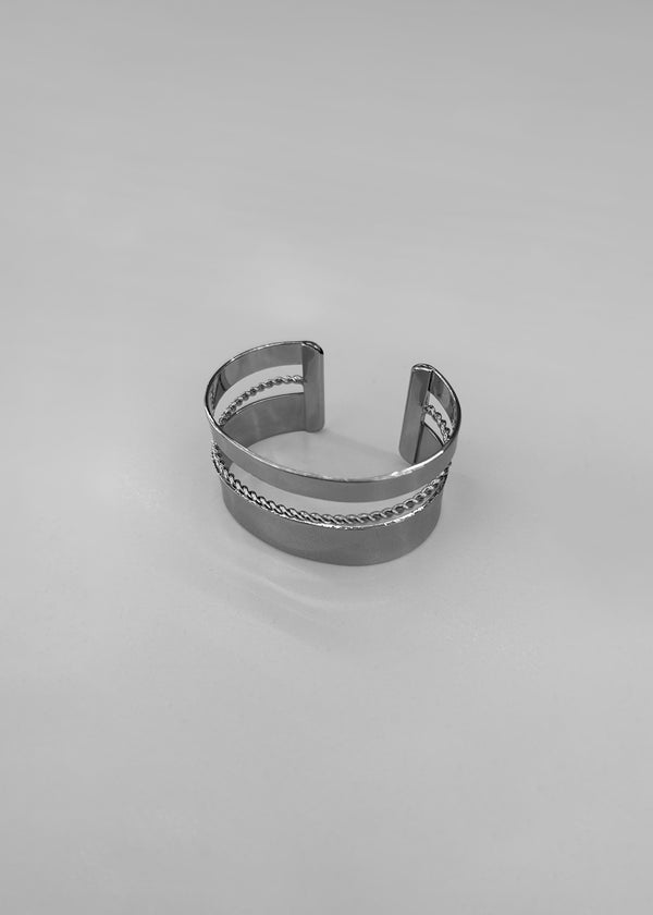 Yelrom Layered Open Bracelet