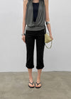 Parrotty Roll-up Capri Pants