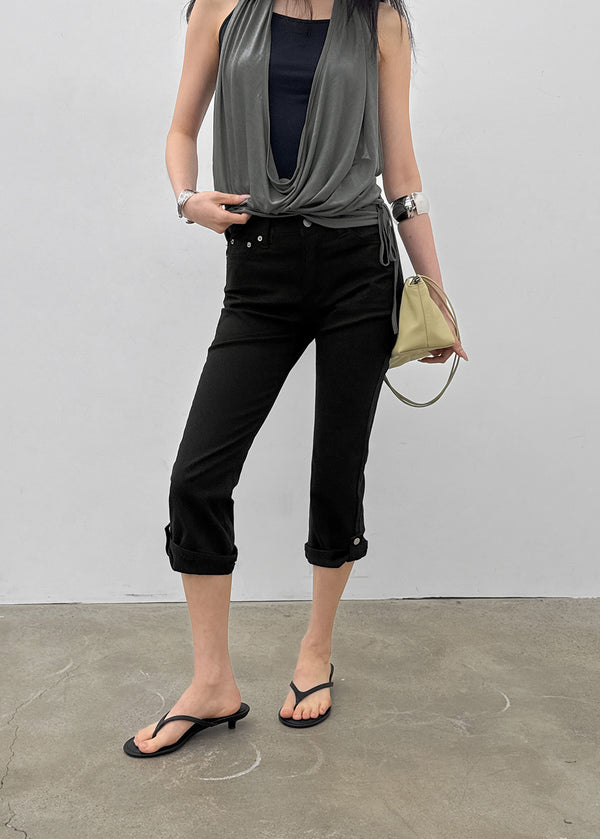 Parrotty Roll-up Capri Pants