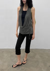 Parrotty Roll-up Capri Pants