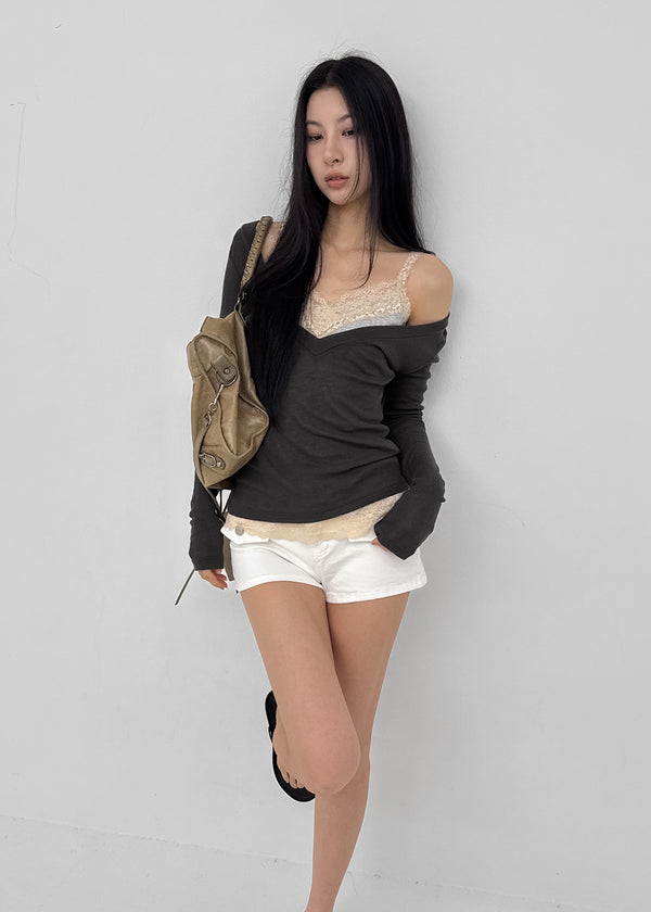 Jubiro Lace Sleeveless