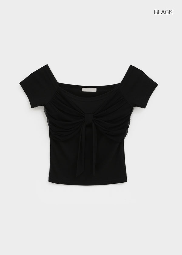 Short-sleeved off-shoulder ribbon tee