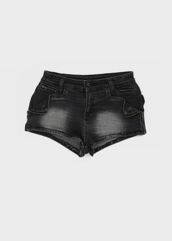 Kiya low-waisted denim shorts