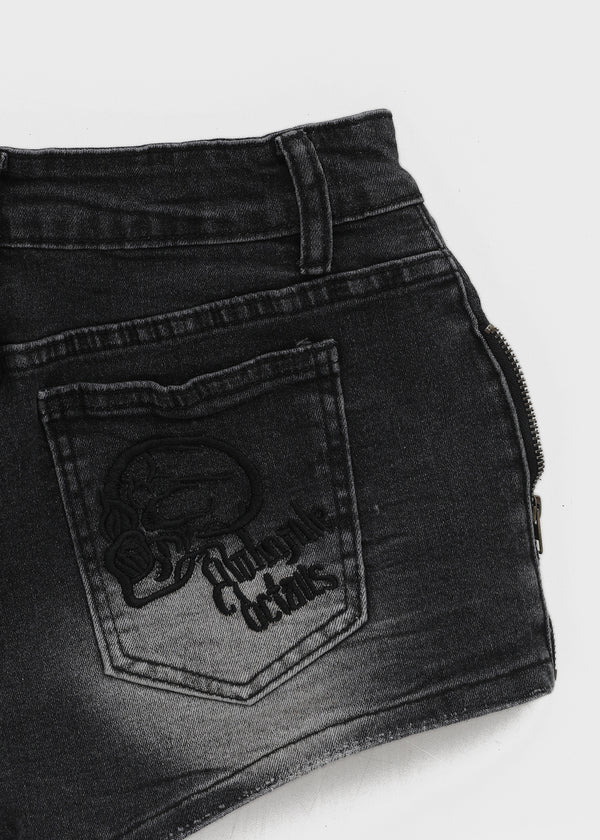 Kiya low-waisted denim shorts