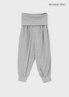 Promel Folding Aladdin Capri Pants
