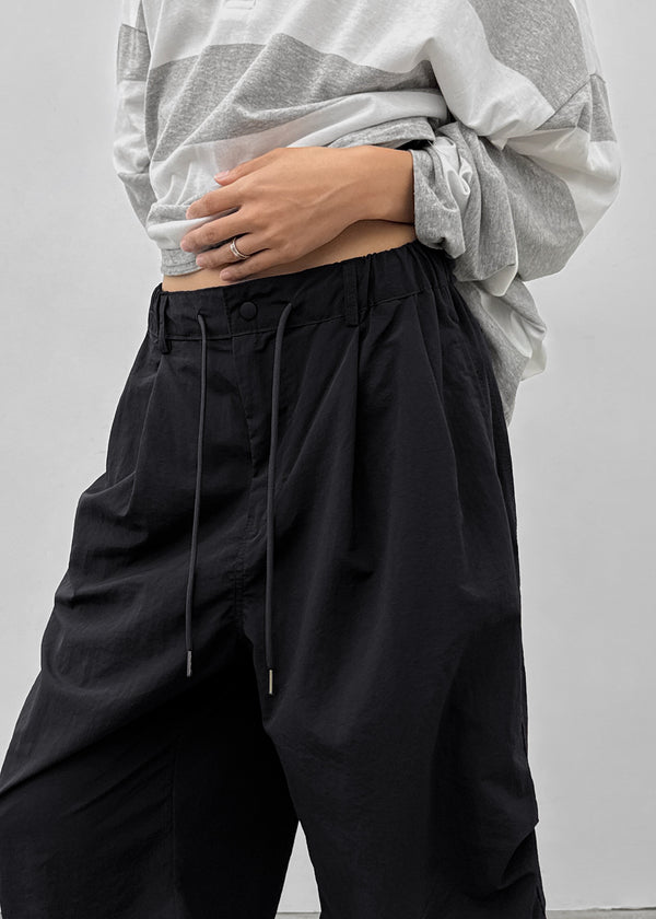 (UNISEX) Handimer Nylon Back-Banding Bermuda Shorts