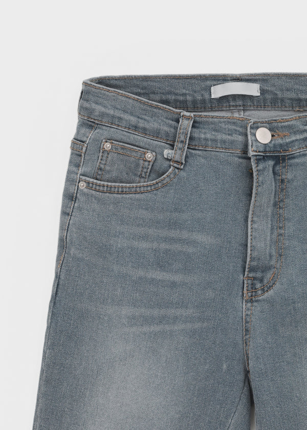Relling Slit Capri Denim Pants