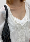 Zillus V-neck Frill Blouse