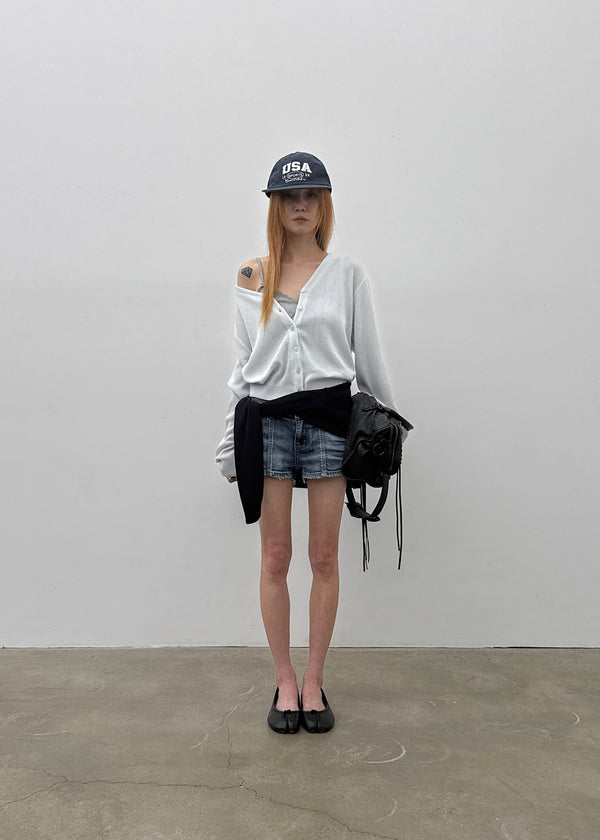 Slant V-neck knit cardigan