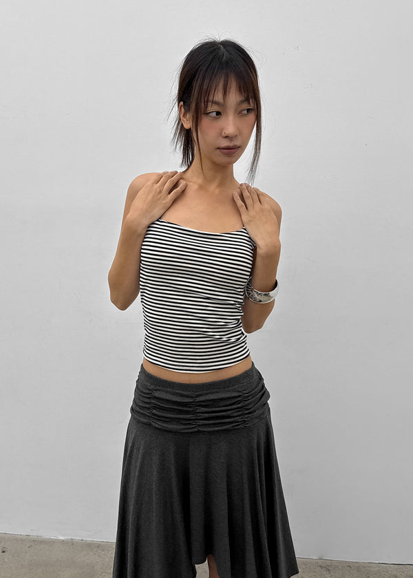 Le Square Basic Sleeveless (Built-in Cup)